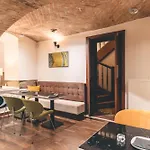 Fortune Boutique Old Town Apartment *