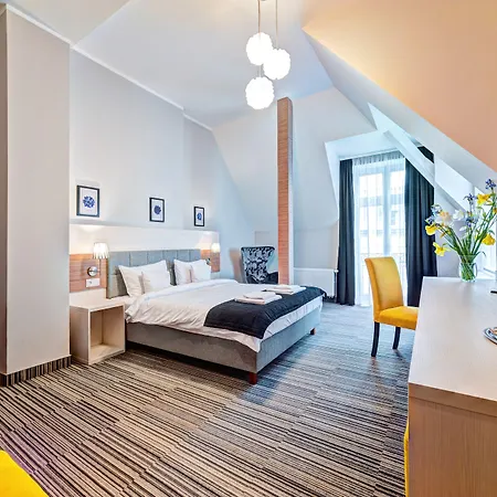 Fortune Old Town Boutique Apart-hotel 4*