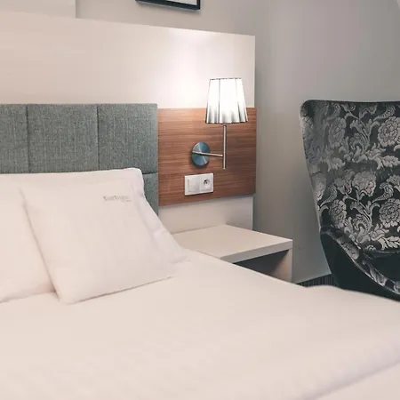 Fortune Old Town Boutique Aparthotel 3*