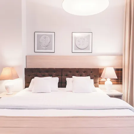 Fortune Boutique Old Town Апартаменти
